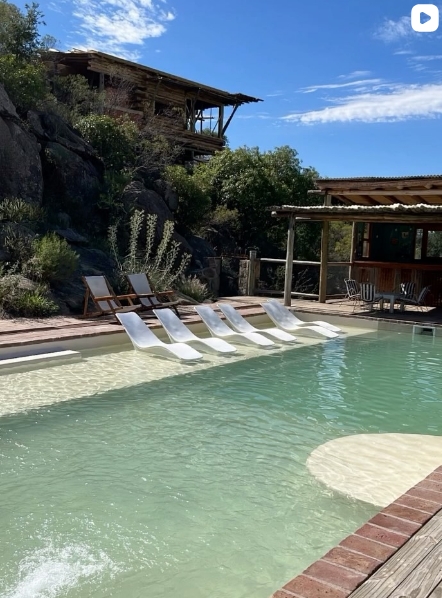 Captura de pantalla_25-2-2026_114637_www.instagram.com